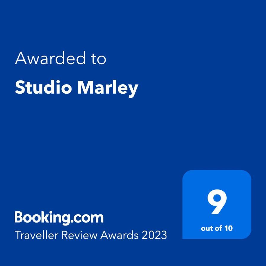 Studio Marley Ровінь Екстер'єр фото